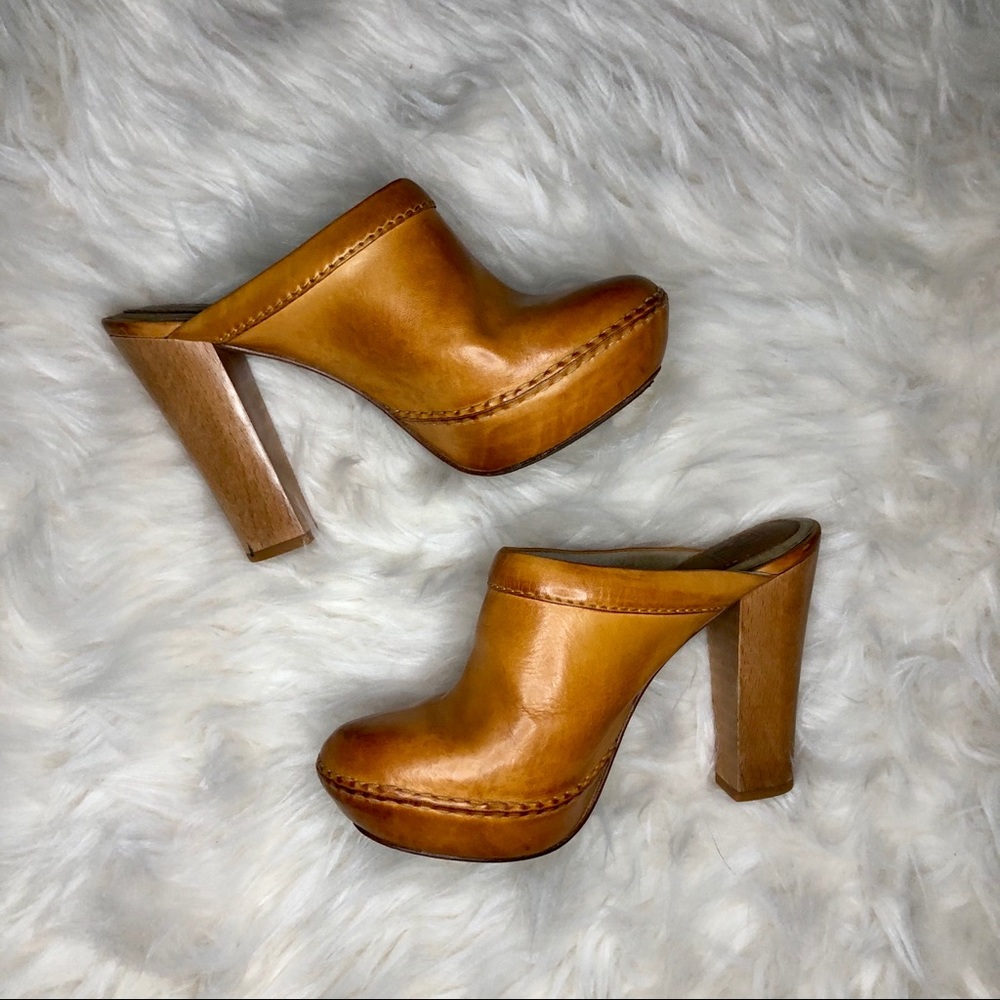 Frye Saddle Tan Heeled Mules